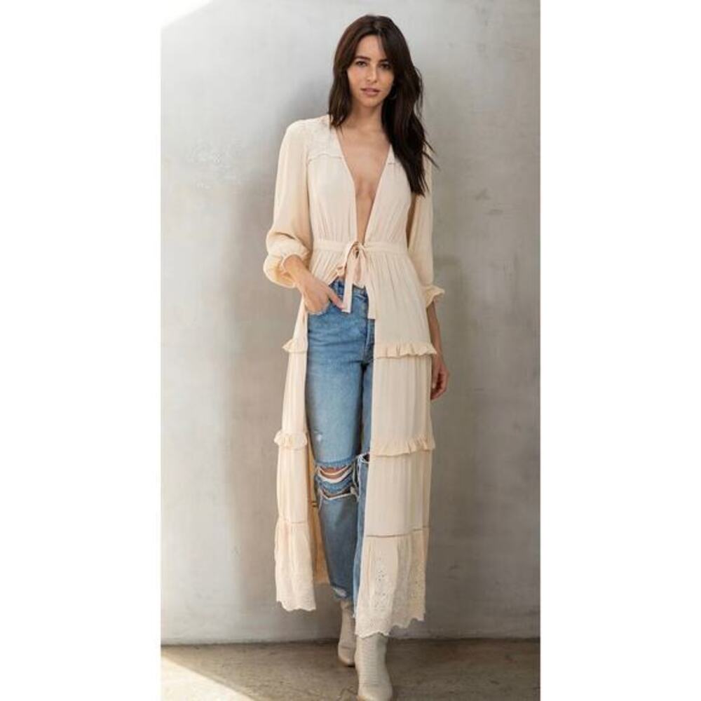 Love stitch Georgia Embroidered Kimono Small